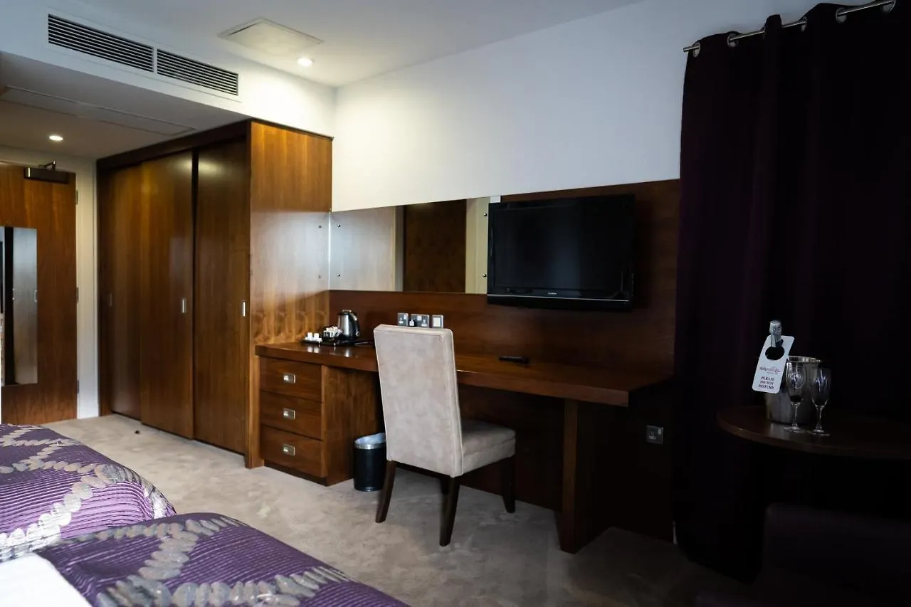 Ballyrobin Hotel Aldergrove Birleşik Krallık